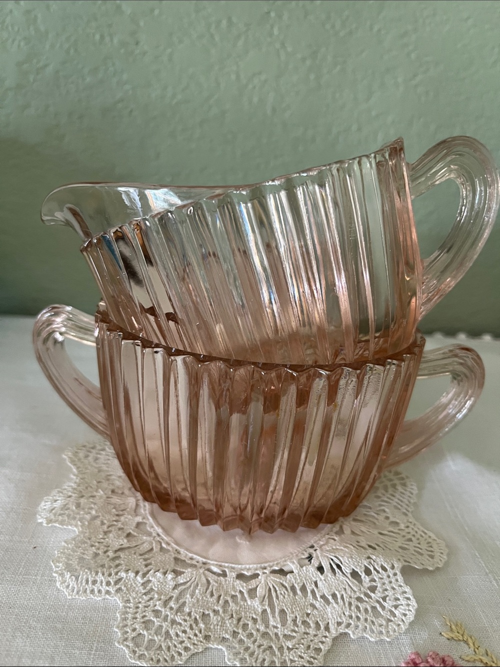 Vintage Queen Mary Pink Depression Glass Creamer & Sugar Set – 1930s